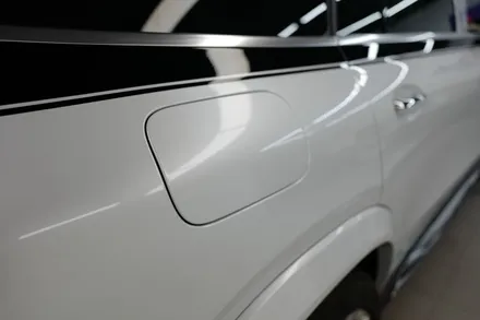 벤츠 GLS 600 마이바흐 펄화이트 듀오톤(투톤) 블랙&화이트 랩핑 시공 ( 마포구 PPF , 마포구 랩핑 ) < 코션 마포점 > / 마포구 신수동