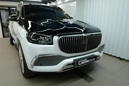 벤츠 GLS 600 마이바흐 펄화이트 듀오톤(투톤) 블랙&화이트 랩핑 시공 ( 마포구 PPF , 마포구 랩핑 ) < 코션 마포점 > / 마포구 신수동