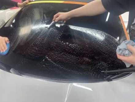 포르쉐 911 카브리올레 윈드쉴드 (엑소쉴드) 시공  ( 마포구 PPF , 마포구 랩핑 ) < 코션 마포점 > / 마포구 신수동