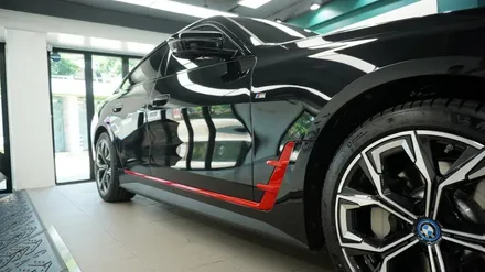 BMW I4 3M 카마인레드 부분 포인트 랩핑   ( 용산 마포구 여의도 랩핑 PPF ) < 코션 마포점 > / 서울 마포, 서대문, 영등포, 은평