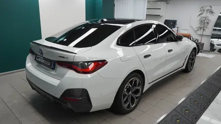 BMW I4 블랙 PPF 루프스킨, 손잡이 KPMF 탑폴리에 블랙 랩핑  ( 마포구 PPF , 마포구 랩핑 ) < 코션 마포점 > / 서울 마포, 서대문, 영등포, 은평