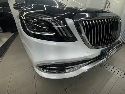 벤츠 S클라스 S680 펄화이트 듀오톤(투톤) 랩핑 사고처리 랩핑  ( 마포구 PPF , 마포구 랩핑 ) < 코션 마포점 > / 마포구 신수동