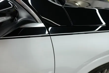 벤츠 GLS 600 마이바흐 펄화이트 듀오톤(투톤) 블랙&화이트 랩핑 시공 ( 마포구 PPF , 마포구 랩핑 ) < 코션 마포점 > / 마포구 신수동
