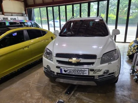 [케이랩스_진해랩핑+창원랩핑+전체랩핑+부분랩핑+광고랩핑]캡티바 2열 조수석 도어 부분랩핑 창원랩핑샵 / 창원시 진해구