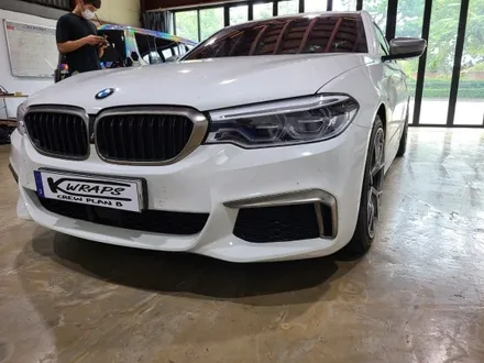[케이랩스_진해랩핑+창원랩핑+전체랩핑+부분랩핑+광고랩핑] BMW 550D 전체 랩핑 창원랩핑샵 / 창원시 진해구