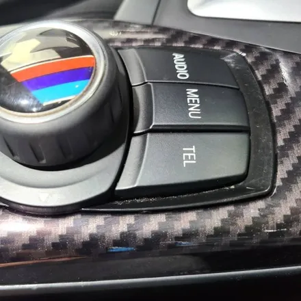 [케이랩스_진해랩핑+창원랩핑+전체랩핑+부분랩핑+광고랩핑]BMW 118D 실내 카본 랩핑 / 창원시 진해구