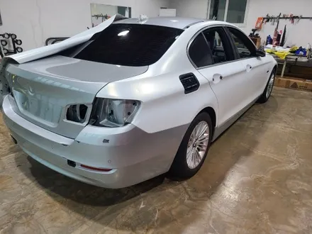 BMW 520D 전체 랩핑 시공 [케이랩스_진해랩핑+창원랩핑+전체랩핑+부분랩핑+광고랩핑] 창원랩핑샵 / 창원시 진해구