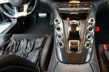 창원랩핑 - 벤츠 AMG GTS 40 기어박스 도어켓치 6D 카본 부분랩핑도? 케이랩하우스!![진해랩핑, 마산랩핑, 경남랩핑, 루프스킨, 전체랩핑,부분랩핑, 광고랩핑]-창원랩핑샵 / 창원시 진해구