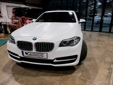 랩핑차량 사고시 재시공이 필요할땐? 케이랩하우스 (케이랩스)에서!!!BMW 520D 앞범퍼 & 본넷 사고부위 재시공   (마산 창원 진해 김해 자동차랩핑 전문)창원랩핑샵 / 창원시 진해구