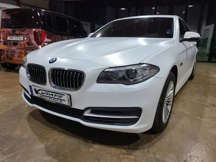 BMW 520D 전체 랩핑 시공 [케이랩스_진해랩핑+창원랩핑+전체랩핑+부분랩핑+광고랩핑] 창원랩핑샵 / 창원시 진해구