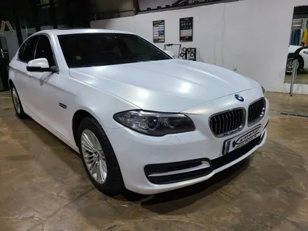 BMW 520D 전체 랩핑 시공 [케이랩스_진해랩핑+창원랩핑+전체랩핑+부분랩핑+광고랩핑] 창원랩핑샵 / 창원시 진해구