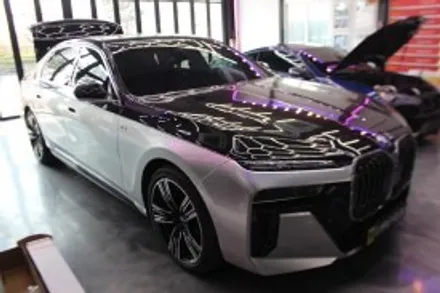 창원랩핑 - BMW 750e 뒷범퍼 부분 랩핑도? 케이랩하우스!! [진해랩핑, 마산랩핑, 경남랩핑, 루프스킨, 전체랩핑,부분랩핑, 광고랩핑]-창원랩핑샵 / 창원시 진해구