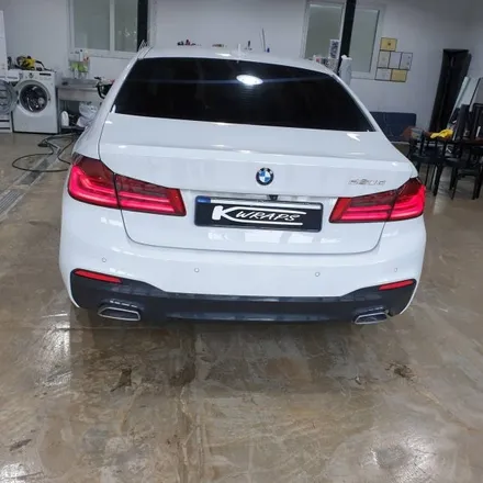 [케이랩스_진해랩핑+창원랩핑+전체랩핑+부분랩핑+디자인랩핑] BMW520D 후미등 라이트 필름시공 / 창원시 진해구