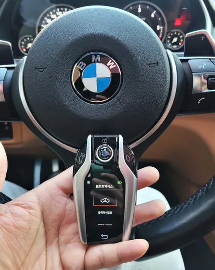 BMW F16 X6 디스플레이키 시공 / 서울 중랑구