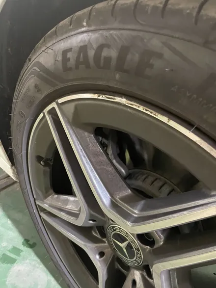 벤츠 E250 AMG LINE 순정휠 19인치 다이아몬드컷팅복원 광주휠복원 광주휠수리 전문점 휠복원잘하는곳추천 / 광주 북구 유동