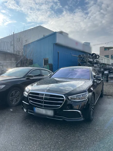 벤츠 S클래스 W223 S580L 4MATIC 20인치 순정휠 다이아몬드컷팅휠 광주컷팅휠복원 광주벤츠휠수리 광주휠도색추천 / 광주 북구 유동
