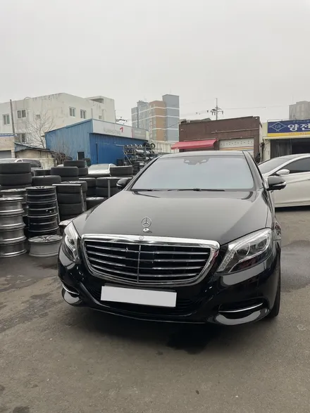 벤츠 S클래스 S350d 19인치 순정휠 타이어교환 광주타이어 광주컨티넨탈타이어 광주타이어잘하는곳 광주휠잘하는곳 / 광주 북구 유동