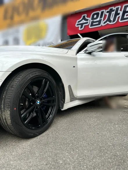 BMW 7시리즈 G11 730Ld xDrive M스포츠 순정휠 19인치 다이아몬드컷팅휠 광주 휠복원 휠수리 휠도색복원 블랙유광 블랙펄 BMW휠잘하는곳 수입차휠전문점 / 광주 북구 유동