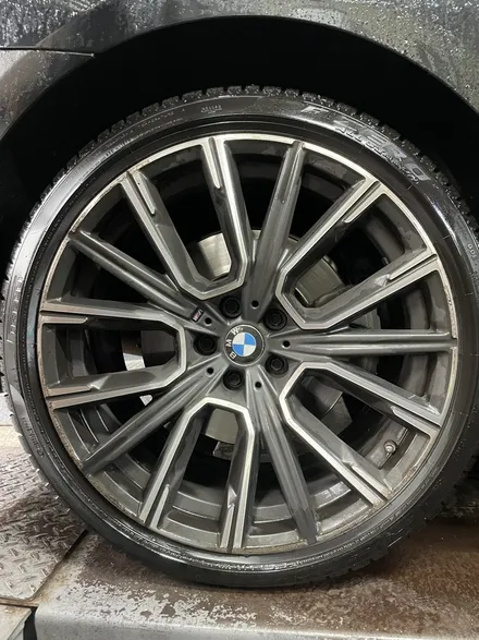 BMW 7시리즈 G바디 20인치 휠복원 다이아몬드컷팅 광주 휠수리전문점 / 광주 북구 유동