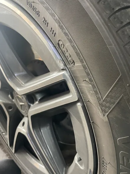 벤츠 W223 S클래스 S400d 4MATIC 순정휠 19인치 컷팅휠복원 광주휠상처복원 광주휠복원 광주컷팅휠복원 광주휠스크래치복원 / 광주 북구 유동