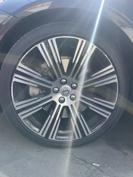 볼보 S90 T8 AWD 인스크립션 순정휠 20인치 휠도색복원작업 광주 휠도색 휠복원 휠수리 휠컬러변경 광주휠전문점 휠잘하는곳추천 / 광주 북구 유동