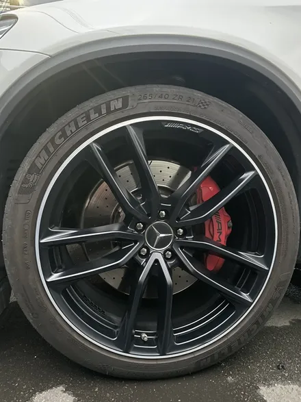 벤츠 GLC AMG 21인치 순정휠 도색 및 다이아몬드 컷팅선반가공 휠가공 휠상처복원 / 광주 북구 유동