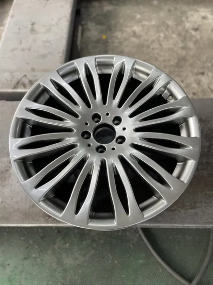 벤츠 S클래스 W222 S350 4MATIC 20인치 순정휠 복원상품 휠교환 광주휠복원잘하는곳 광주타이어잘하는곳 광주수입차휠 광주휠수리잘하는집 / 광주 북구 유동
