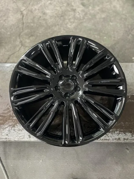 LAND ROVER 레인지로버 이보크 2.0 TD4 SE 21인치 사제휠 광주 휠파손복원 및 타이어교환 타이어파스 타이어터짐 휠복원 휠도색 휠복원잘하는곳 휠수리잘하는곳 / 광주 북구 유동