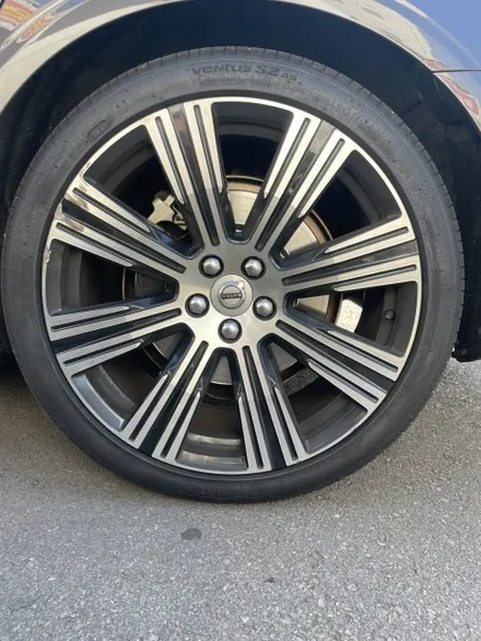 볼보 S90 T8 AWD 인스크립션 순정휠 20인치 휠도색복원작업 광주 휠도색 휠복원 휠수리 휠컬러변경 광주휠전문점 휠잘하는곳추천 / 광주 북구 유동