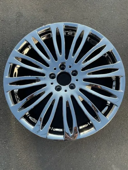 벤츠 S클래스 W222 S350d 4MATIC 20인치 순정휠 마차휠 지속적인 크랙발생으로 휠교환 광주 휠수리 휠복원 휠판매 중고휠 복원휠판매 크롬휠전문점 / 광주 북구 유동