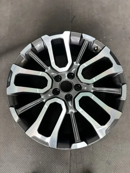 KG모빌리티 (쌍용) 토레스 가솔린 1.5 2WD T7 순정휠 20인치 다이아몬드컷팅휠 광주 컷팅휠복원 휠복원 휠수리 휠도색 컷팅휠복원하는곳 휠복원잘하는곳 / 광주 북구 유동