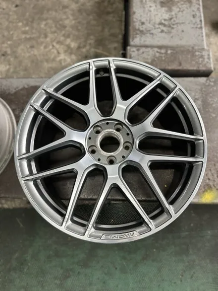 벤츠 S클래스 W222 S63 AMG 4MATIC+ 쿠페 순정휠 20인치 휠복원 광주 휠도색 휠복원 휠수리 상처난휠 휠도색잘하는곳 휠복원잘하는곳 / 광주 북구 유동