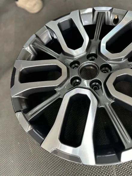 KG모빌리티 (쌍용) 토레스 가솔린 1.5 2WD T7 순정휠 20인치 다이아몬드컷팅휠 광주 컷팅휠복원 휠복원 휠수리 휠도색 컷팅휠복원하는곳 휠복원잘하는곳 / 광주 북구 유동
