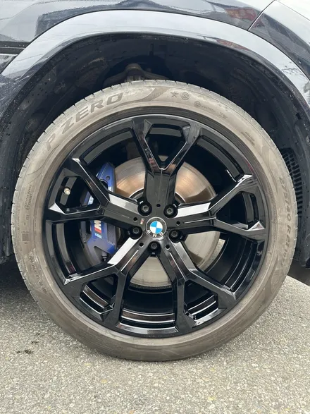 BMW X6 (G06) xDrive40i M 스포츠 순정휠 21인치 다이아몬드컷팅휠 블랙유광 도색복원 휠커스텀 광주 휠복원 휠수리 휠도색잘하는곳 / 광주 북구 유동