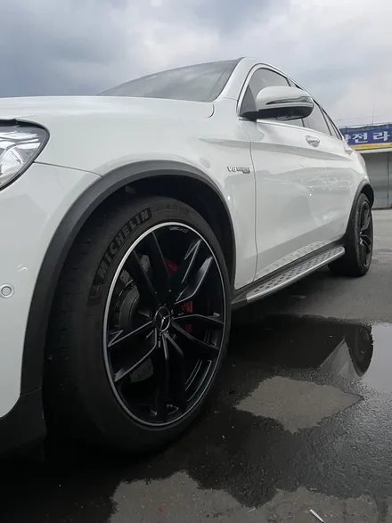 벤츠 GLC AMG 21인치 순정휠 도색 및 다이아몬드 컷팅선반가공 휠가공 휠상처복원 / 광주 북구 유동