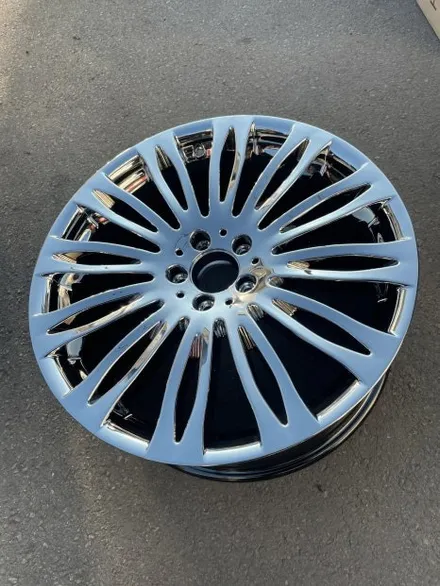 벤츠 S클래스 W222 S350d 4MATIC 20인치 순정휠 마차휠 지속적인 크랙발생으로 휠교환 광주 휠수리 휠복원 휠판매 중고휠 복원휠판매 크롬휠전문점 / 광주 북구 유동