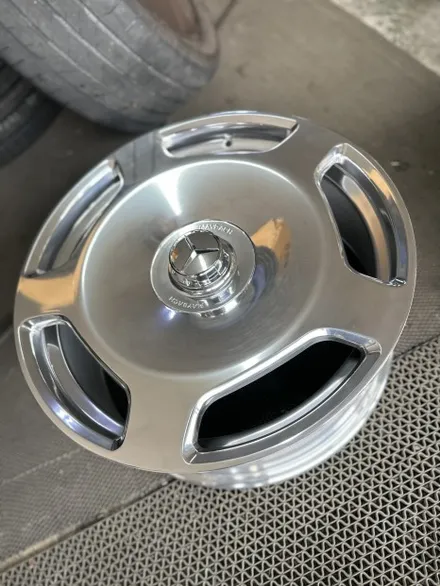벤츠 S클래스 W223 S580L 4MATIC 순정휠 20인치 마이바흐휠로 휠교환 마이바흐st 방패휠 마이바흐크롬휠 마이바흐반크롬 광주 휠잘하는곳 벤츠휠전문점 피렐리타이어 / 광주 북구 유동