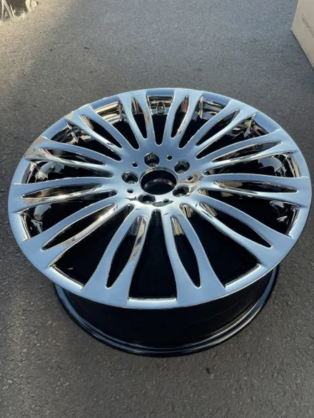 벤츠 S클래스 W222 S350d 4MATIC 20인치 순정휠 마차휠 지속적인 크랙발생으로 휠교환 광주 휠수리 휠복원 휠판매 중고휠 복원휠판매 크롬휠전문점 / 광주 북구 유동