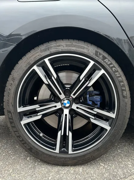 BMW 3시리즈 (G20) 320i M 스포츠 순정휠 18인치 다이아몬드컷팅휠 광주 컷팅휠복원 휠수리 휠도색 휠도색비용 휠복원비용 휠도색잘하는곳 휠복원잘하는곳 / 광주 북구 유동