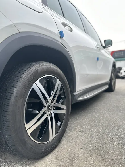 벤츠 GLE클래스 W167 GLE300d 4MATIC 순정휠 19인치 다이아몬드컷팅휠 광주 컷팅휠복원 휠수리 광주휠상처수리 휠스크래치복원 수입차휠전문점 휠도색잘하는곳 / 광주 북구 유동