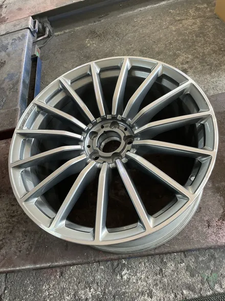 벤츠 GT 43 AMG 21인치 순정휠 다이아몬드 컷팅휠 복원 광주컷팅휠복원 / 광주 북구 유동