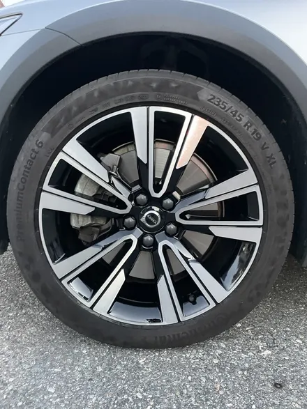 볼보 V60 19인치 순정휠 다이아몬드컷팅 휠복원 컷팅휠북원 광주휠복원 잘하는집 / 광주 북구 유동
