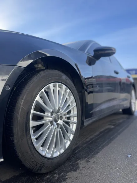 아우디 A6 (C8) 40TDI 프리미엄 순정휠 18인치 휠도색복원 광주휠복원 광주휠수리 광주수입차휠도색추천 / 광주 북구 유동