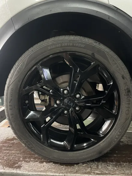 기아 스포티지 더 볼드 디젤 1.6 2WD 프레스티지 순정휠 19인치 블랙유광 휠도색 휠복원 휠수리 광주휠전문점 광주휠복원업체추천 / 광주 북구 유동
