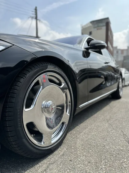 벤츠 S클래스 W223 S580L 4MATIC 순정휠 20인치 마이바흐휠로 휠교환 마이바흐st 방패휠 마이바흐크롬휠 마이바흐반크롬 광주 휠잘하는곳 벤츠휠전문점 피렐리타이어 / 광주 북구 유동