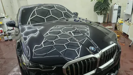 안산윈드쉴드 BMW5윈드쉴드 돌빵 하나가 앞유리 교체비 400만원을 부를 수도 있습니다