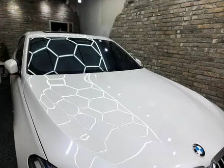 화성윈드쉴드 BMW6GT 앞유리 돌빵 철벽방어