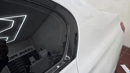 수원랩핑 BMW7 시리즈 수원크롬죽이기
