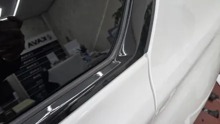 수원랩핑 BMW7 시리즈 수원크롬죽이기