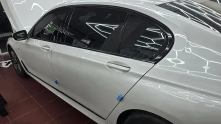 수원랩핑 BMW7 시리즈 수원크롬죽이기